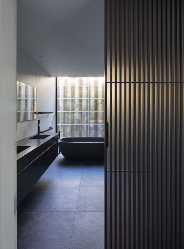 LEXPOL 1arbutus L 068 copy