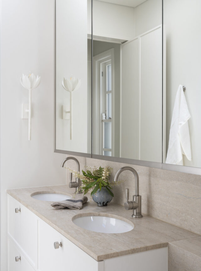 TF Photo Corben John St 0293 Mid Res