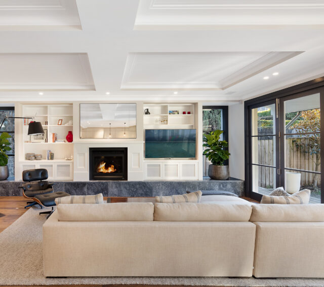 HARD 5 Living cropped