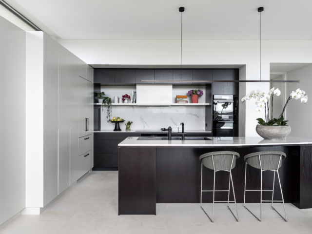 Corben Simpson Apartment 0036