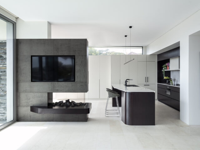 Corben Simpson Apartment 0053