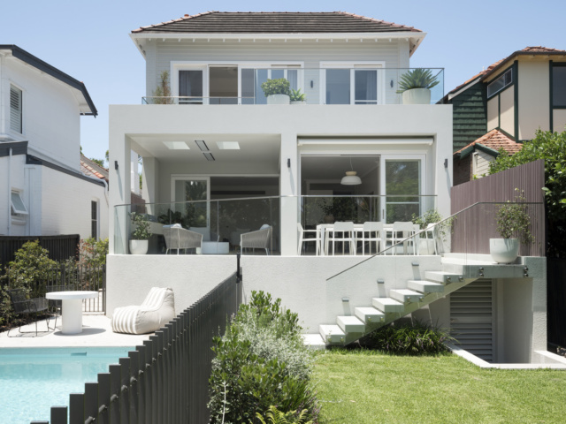 TF Photo Corben TREM 0211a