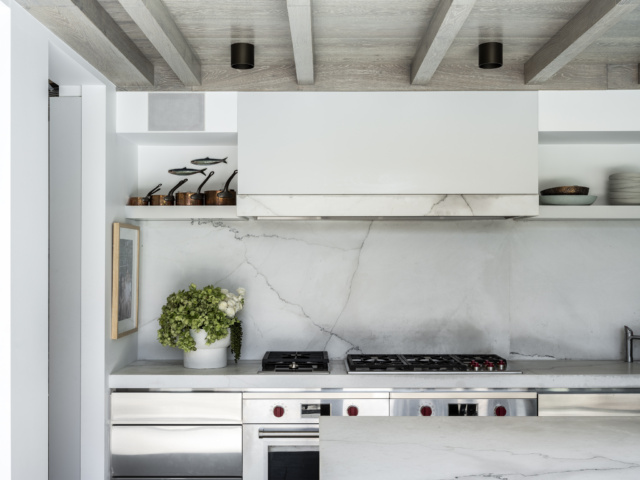 Corben The Grove 0348